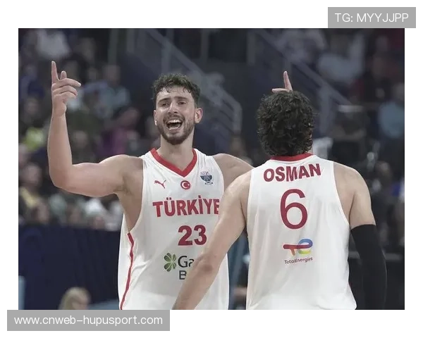 土耳其男篮力克希腊挺进决赛 申京砍下15分12篮板6助攻表现抢眼